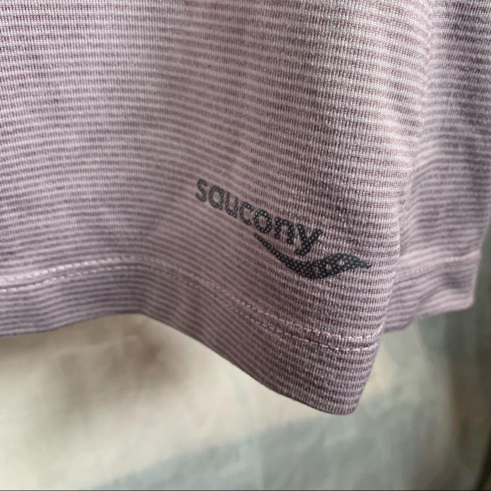 Saucony athletic striped racer tank top sports bra - Picture 4 of 7